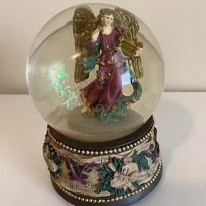 San Francisco Music Box Snow Globe